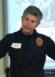 Lora Gioeni '86
